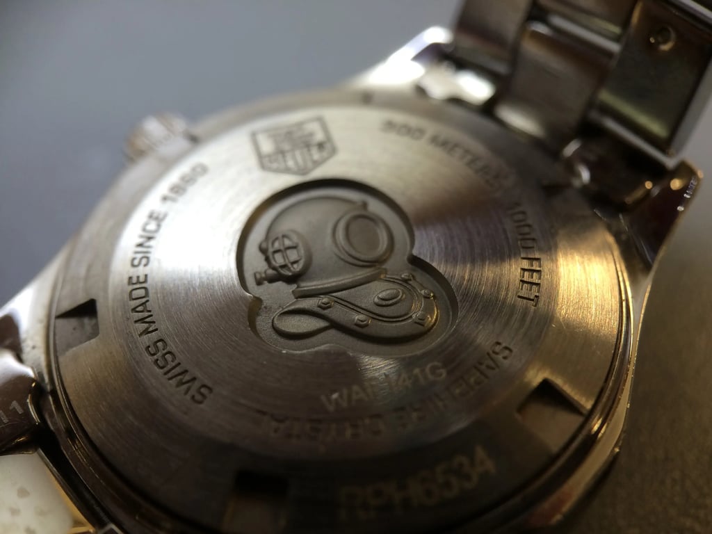 7th image of TAG Heuer WAF141G.BA0813 Wristwatch, PreOwned condition