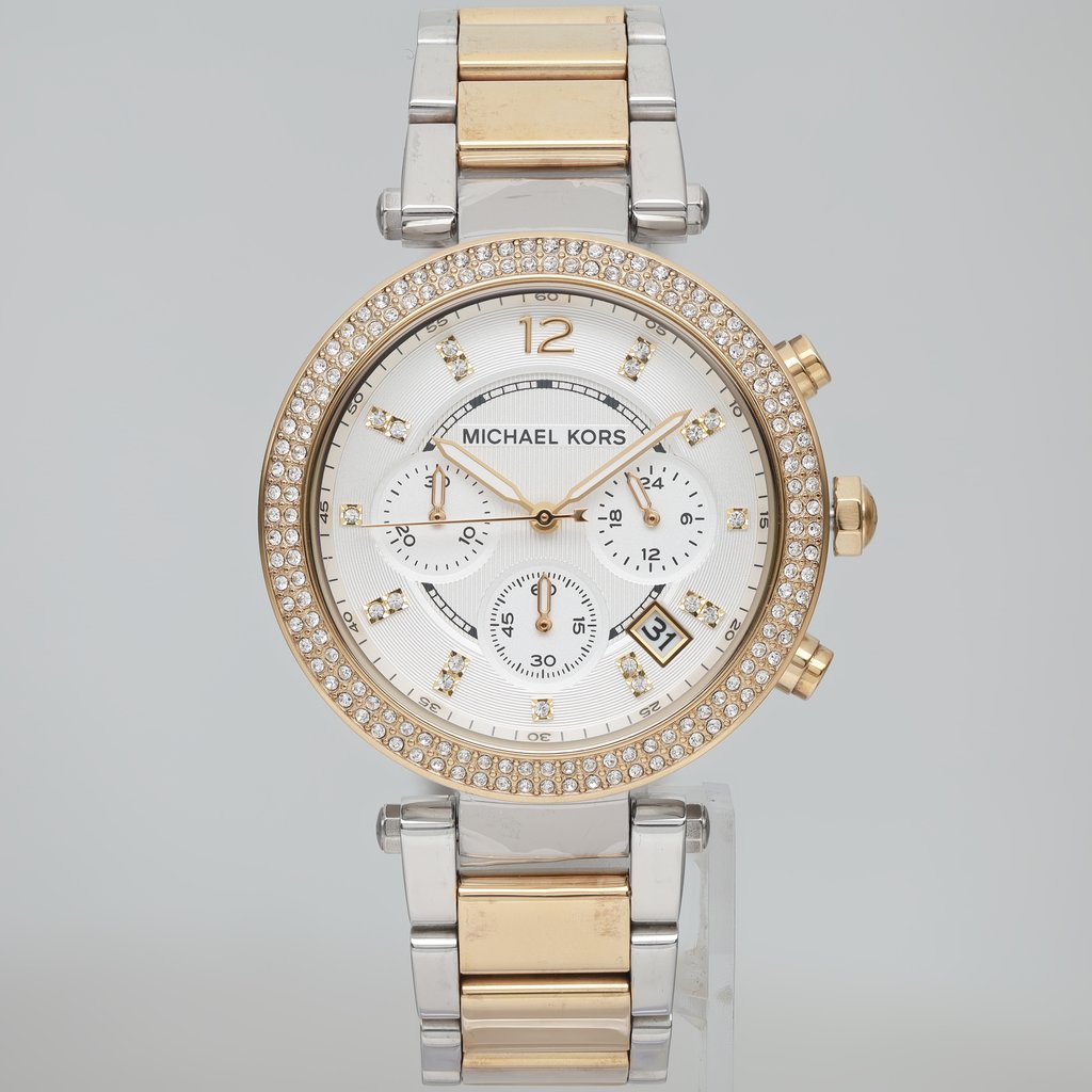 Front Full View Of Michael Kors MK5626 Stainless Steel Watch Pre Owned Condition Good