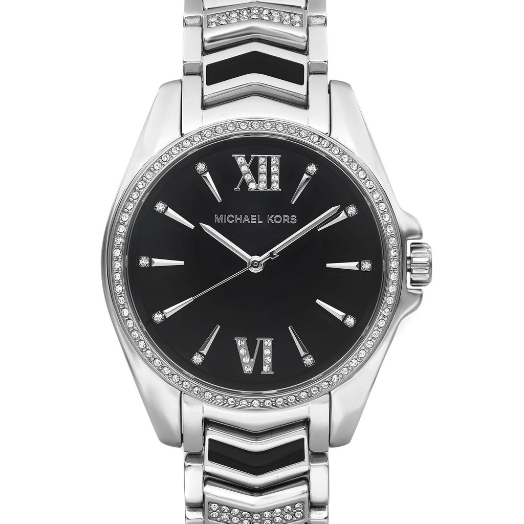 Up Close Front Facing Picture Of Michael Kors MK6742 Stainless Steel Watch Display Model Condition