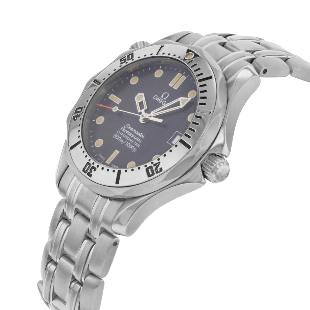 3rd image of OMEGA 2552.8 Wristwatch, PreOwned condition