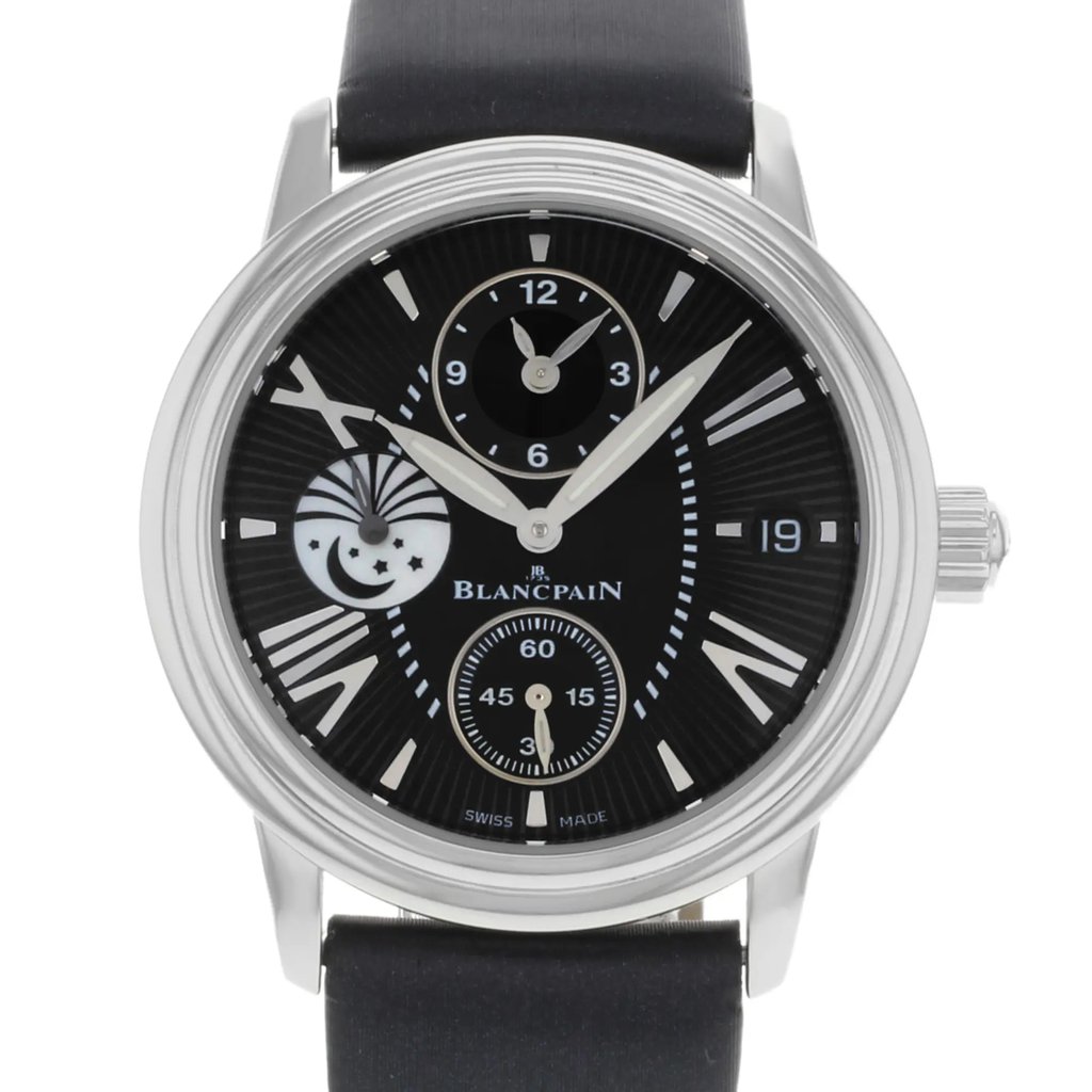 2nd image of Blancpain 3760-1130-52b Wristwatch, PreOwned condition