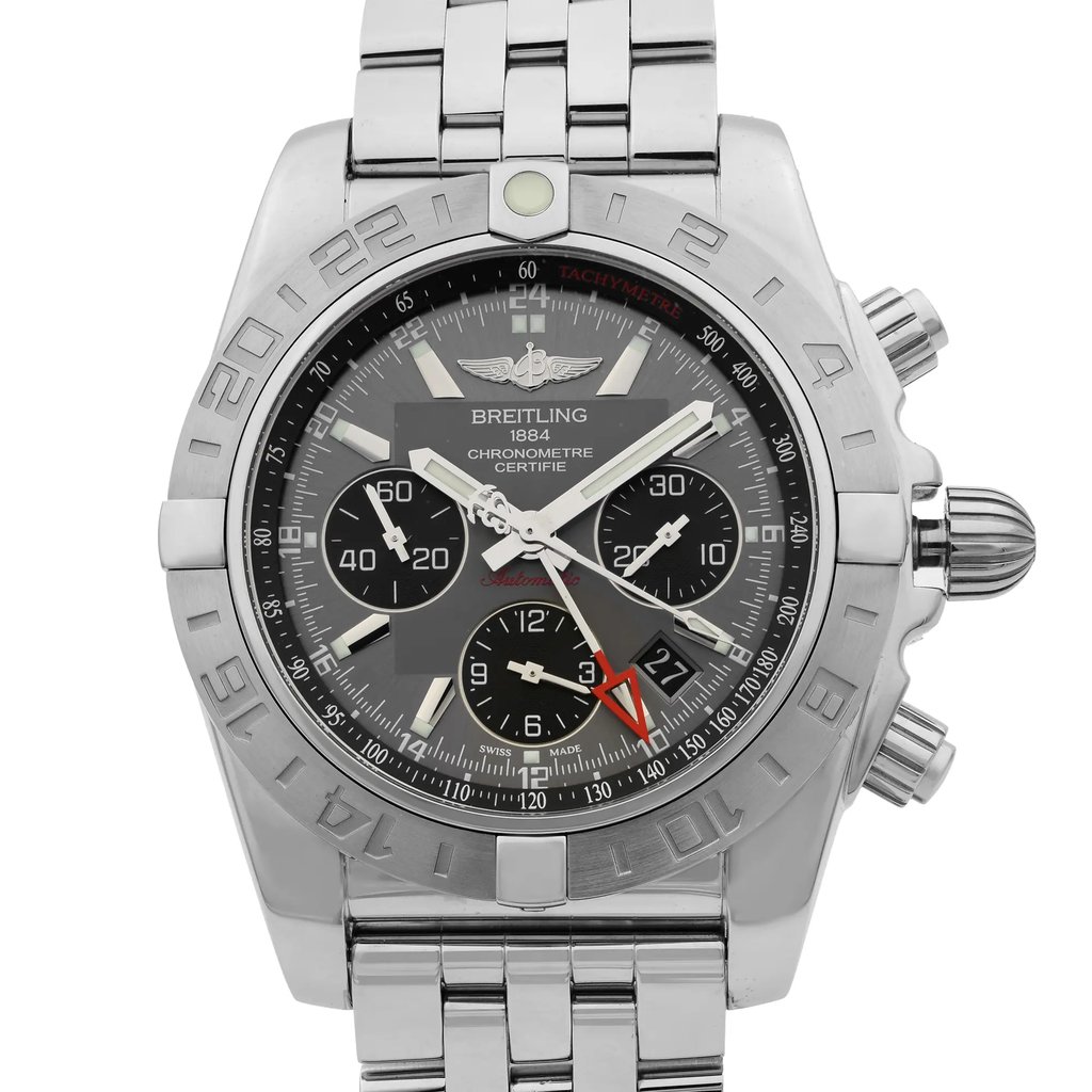 Up Close Front Facing Picture Of Breitling AB042011/F561-375A Stainless Steel Watch Display Model Condition