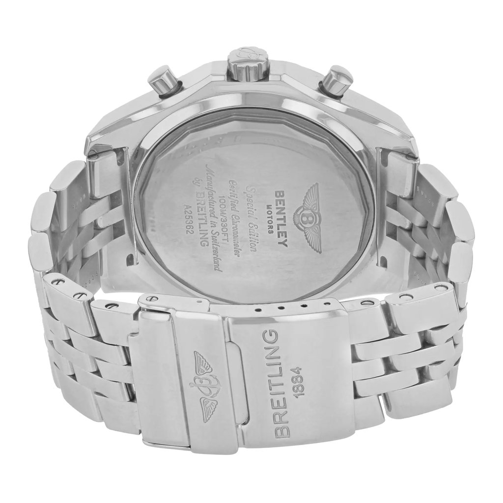 Back View Of {Caseback} Back Case And Closed Stainless Steel Band Of Breitling A2536212/C618-970A Watch Pre Owned Condition