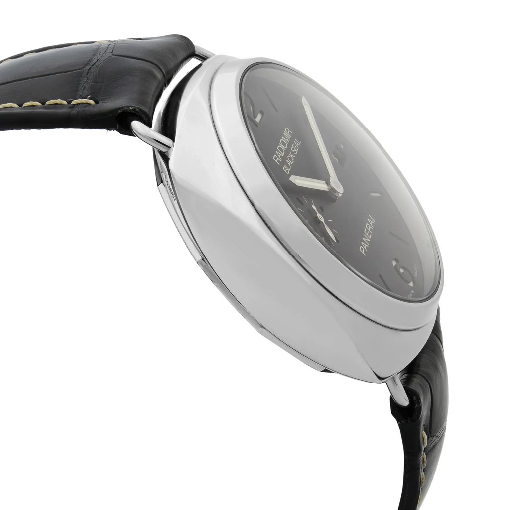 4th image of Panerai PAM00388 Wristwatch, PreOwned condition