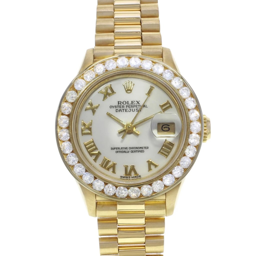 Up Close Front Facing Picture Of Rolex 69178 Gold 18kt Watch Pre Owned Condition
