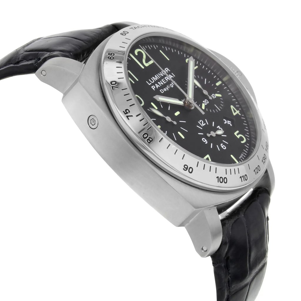 4th image of Panerai PAM00196 Wristwatch, PreOwned condition