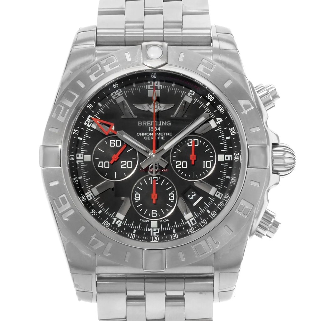 Up Close Front Facing Picture Of Breitling AB041210/BB48-384A Stainless Steel Watch Display Model Condition
