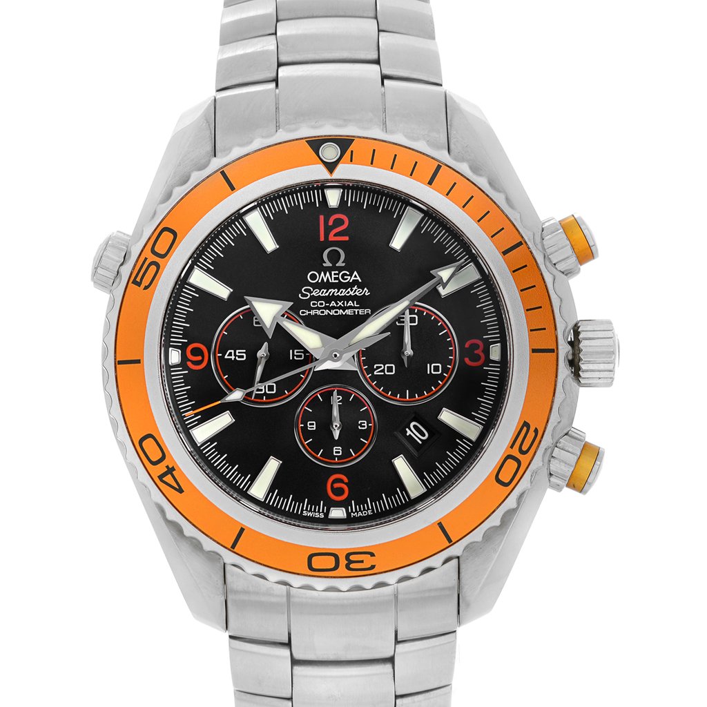 Up Close Front Facing Picture Of OMEGA 2218.50.00 Stainless Steel Watch Pre Owned Condition