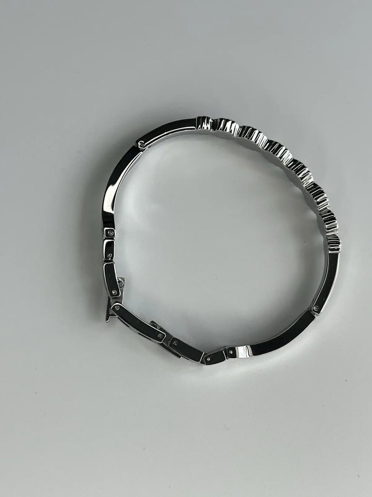 9th image of Badgley Mischka Badgley Mischka BA/1405SVST Wristwatch, Unworn condition