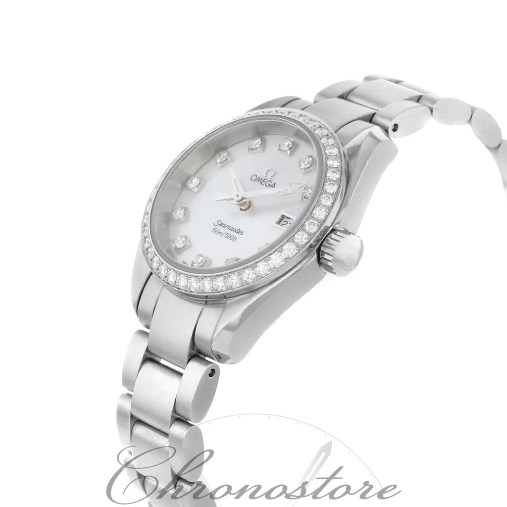 3rd image of OMEGA 2579.75 Wristwatch, DisplayModel condition