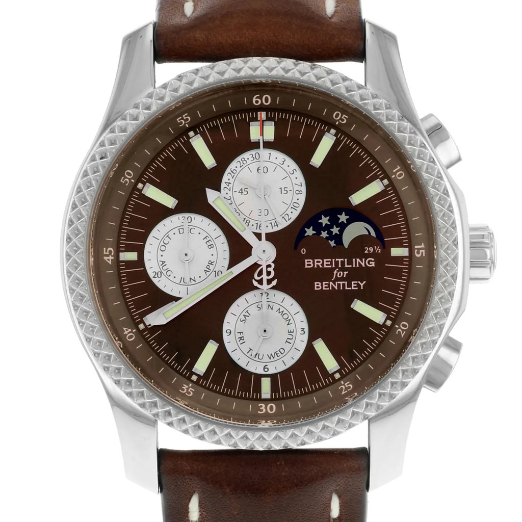 Up Close Front Facing Picture Of Breitling P1936212/Q540 Stainless Steel Watch Pre Owned Condition