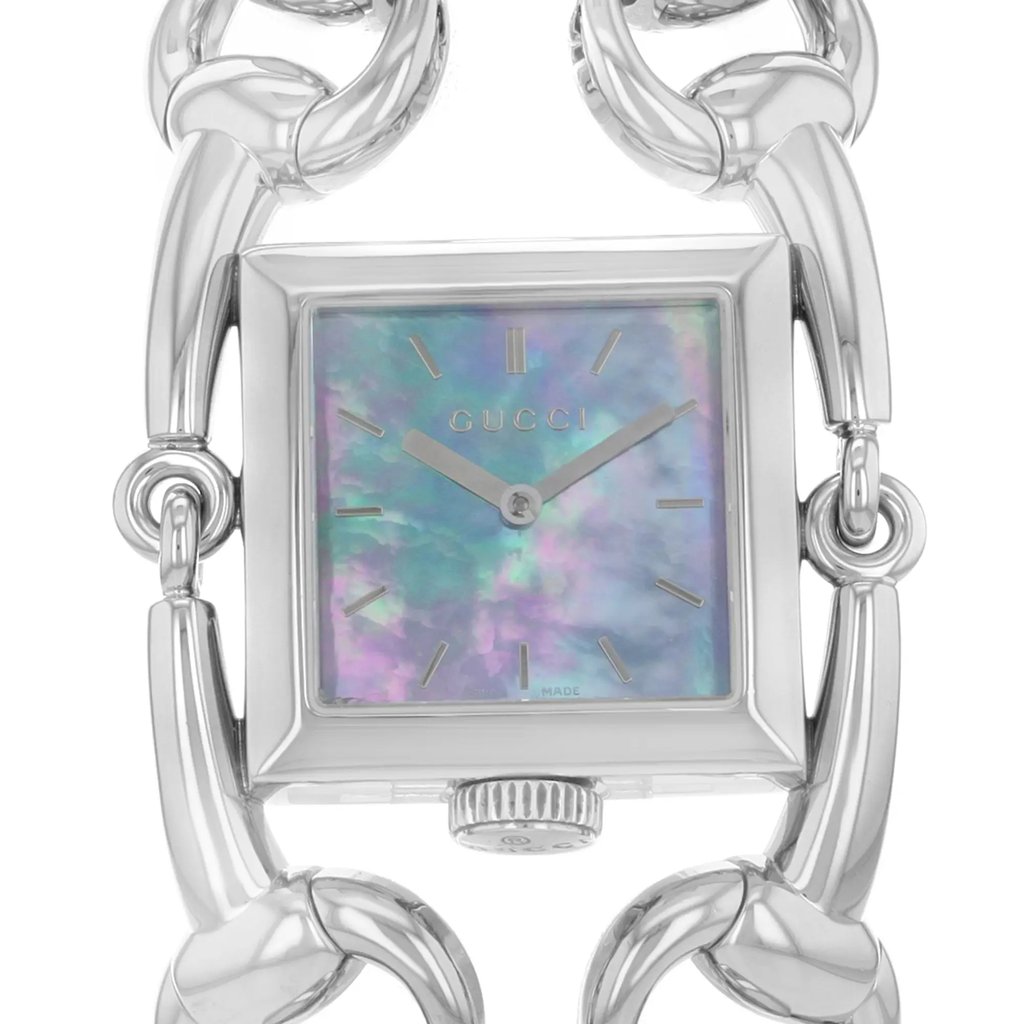 2nd image of Gucci YA116302 Wristwatch, PreOwned condition