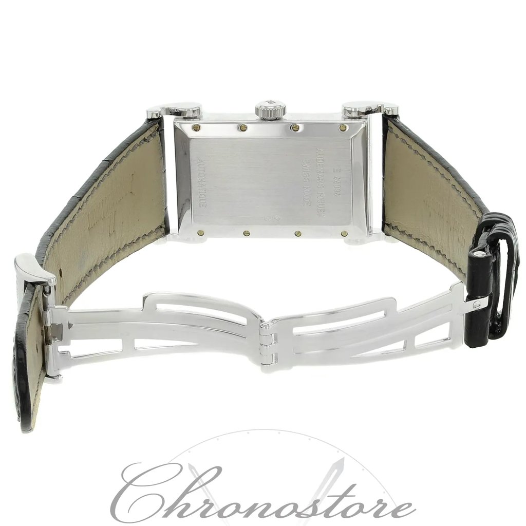 4th image of Audemars Piguet 15091BC.OO.D002CR.01 Wristwatch, DisplayModel condition