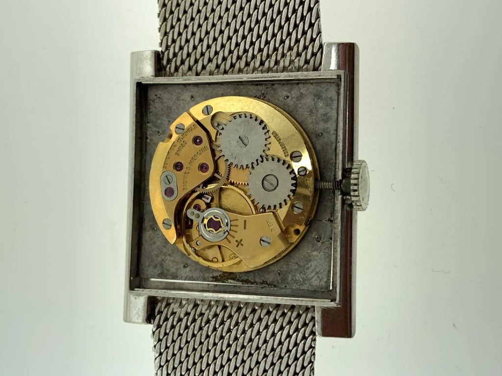 7th image of Baume & Mercier Wristwatch, PreOwned condition