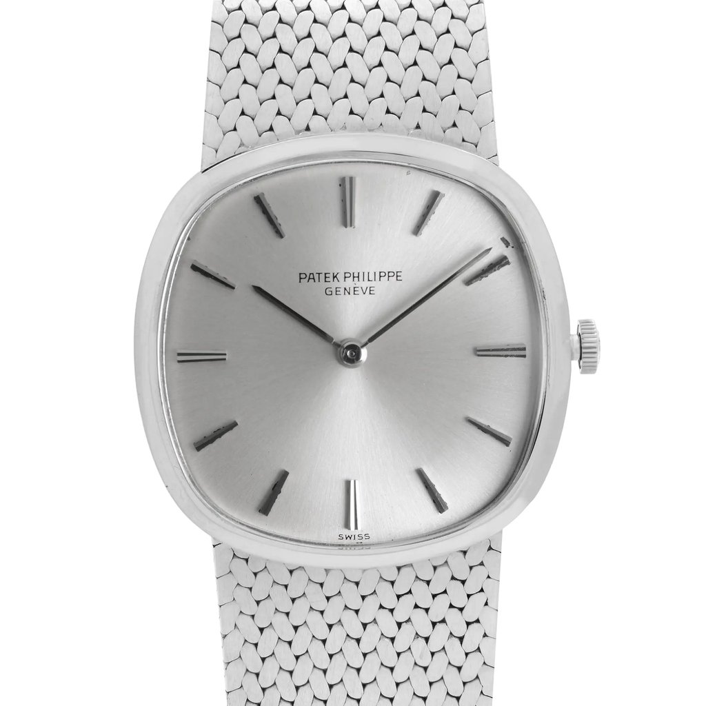 2nd image of Patek Philippe Patek Philippe Calatrava Wristwatch, PreOwned condition