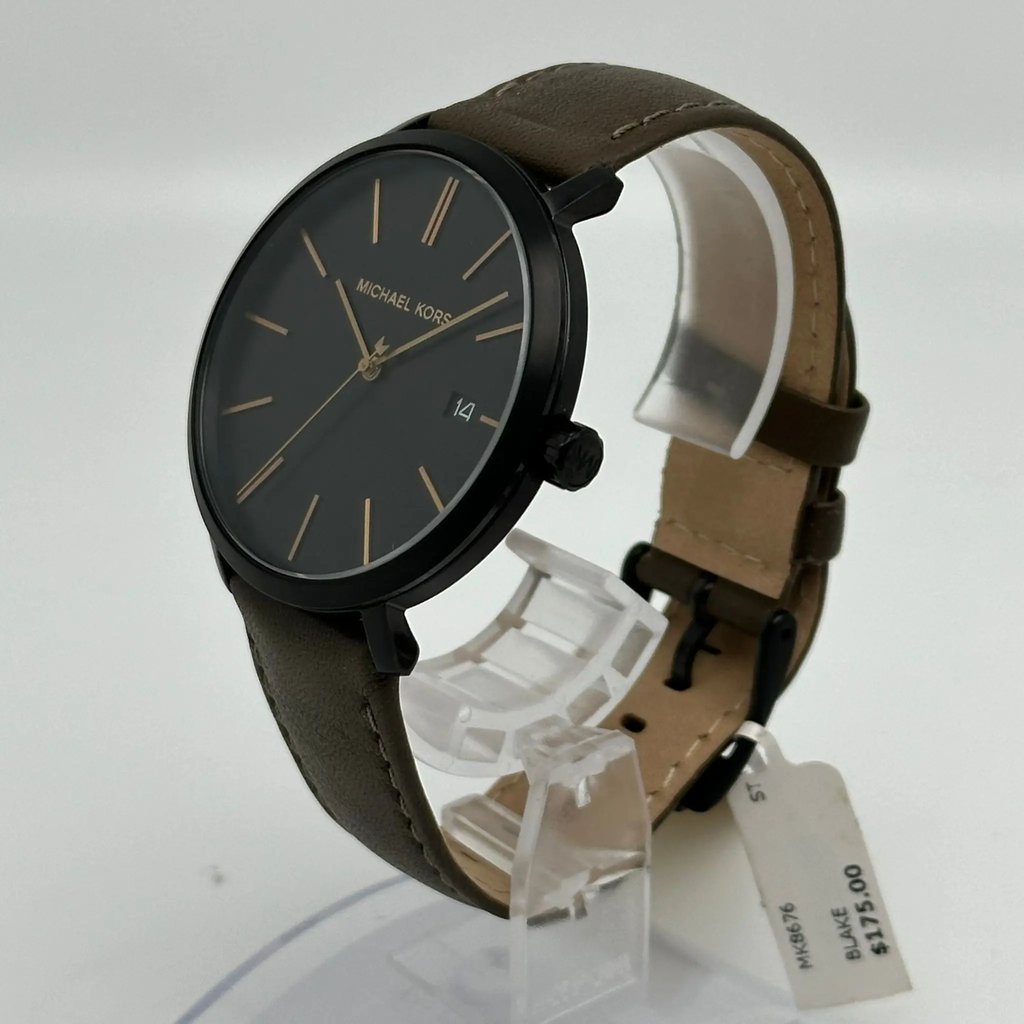 3rd image of Michael Kors Michael Kors Blake Wristwatch, NewWithDefects condition
