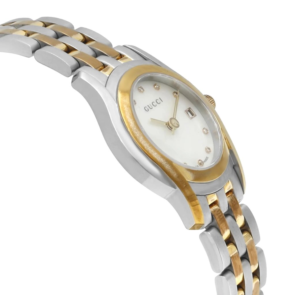 4th image of Gucci YA055529 Wristwatch, PreOwned condition