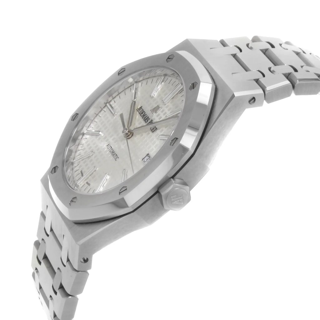 4th image of Audemars Piguet Audemars Piguet Royal Oak Wristwatch, PreOwned condition