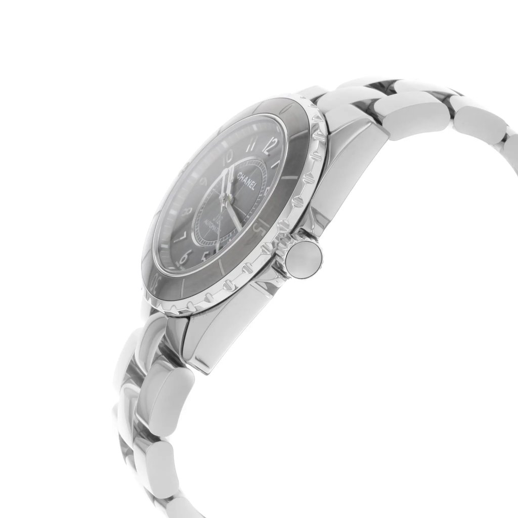 3rd image of Chanel H2979 Wristwatch, DisplayModel condition