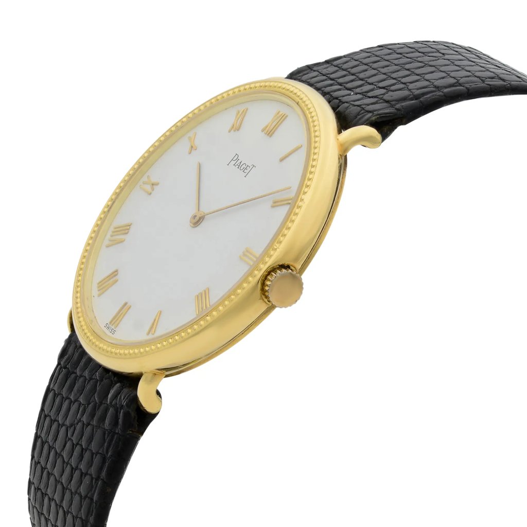 View Of Crown Facing Side Of Piaget 90231 Gold 18kt Watch Pre Owned Condition