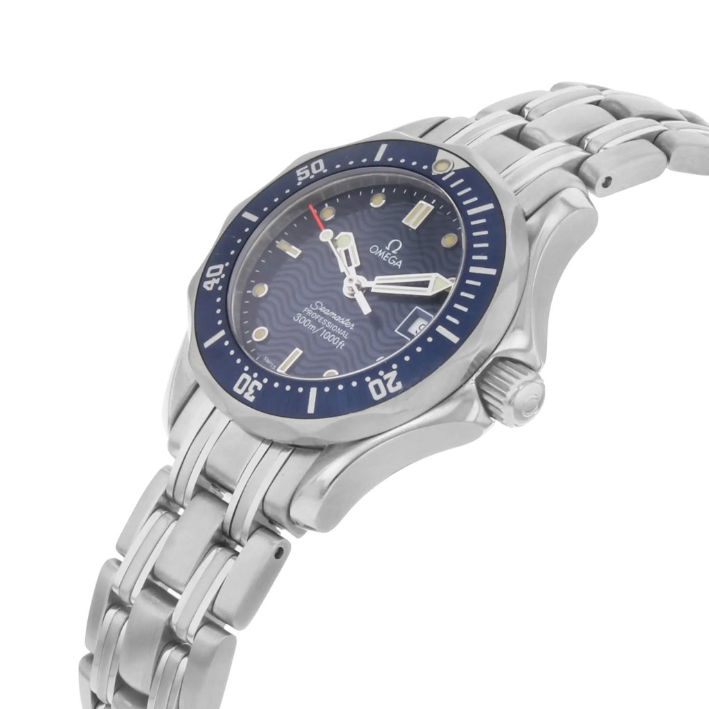 3rd image of OMEGA 2583.8 Wristwatch, PreOwned condition