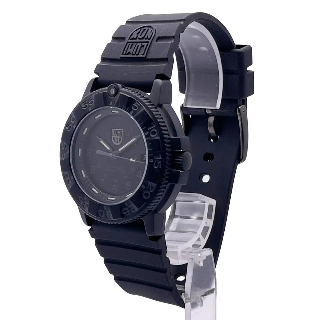 View Of Crown Facing Side Of Luminox XS.3001.BO Carbon Watch Pre Owned Condition