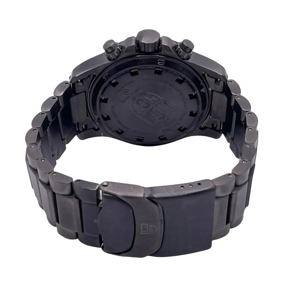 Back View Of Solid Back Case And Closed Stainless Steel Band Of Luminox XL.1844 Watch Pre Owned Condition