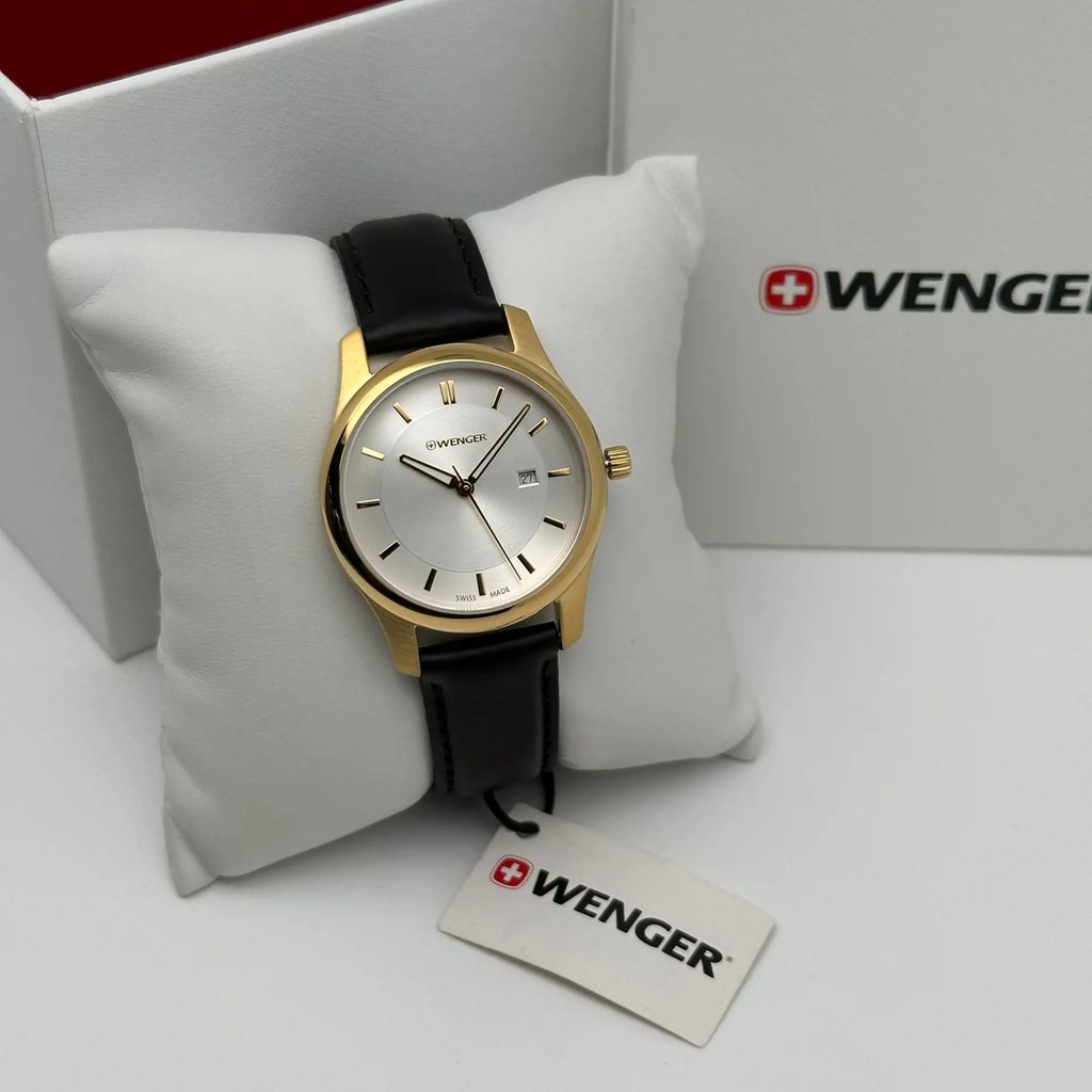  Full View Box, Documents and Wenger 01.1421.101 With Watch In The Image 