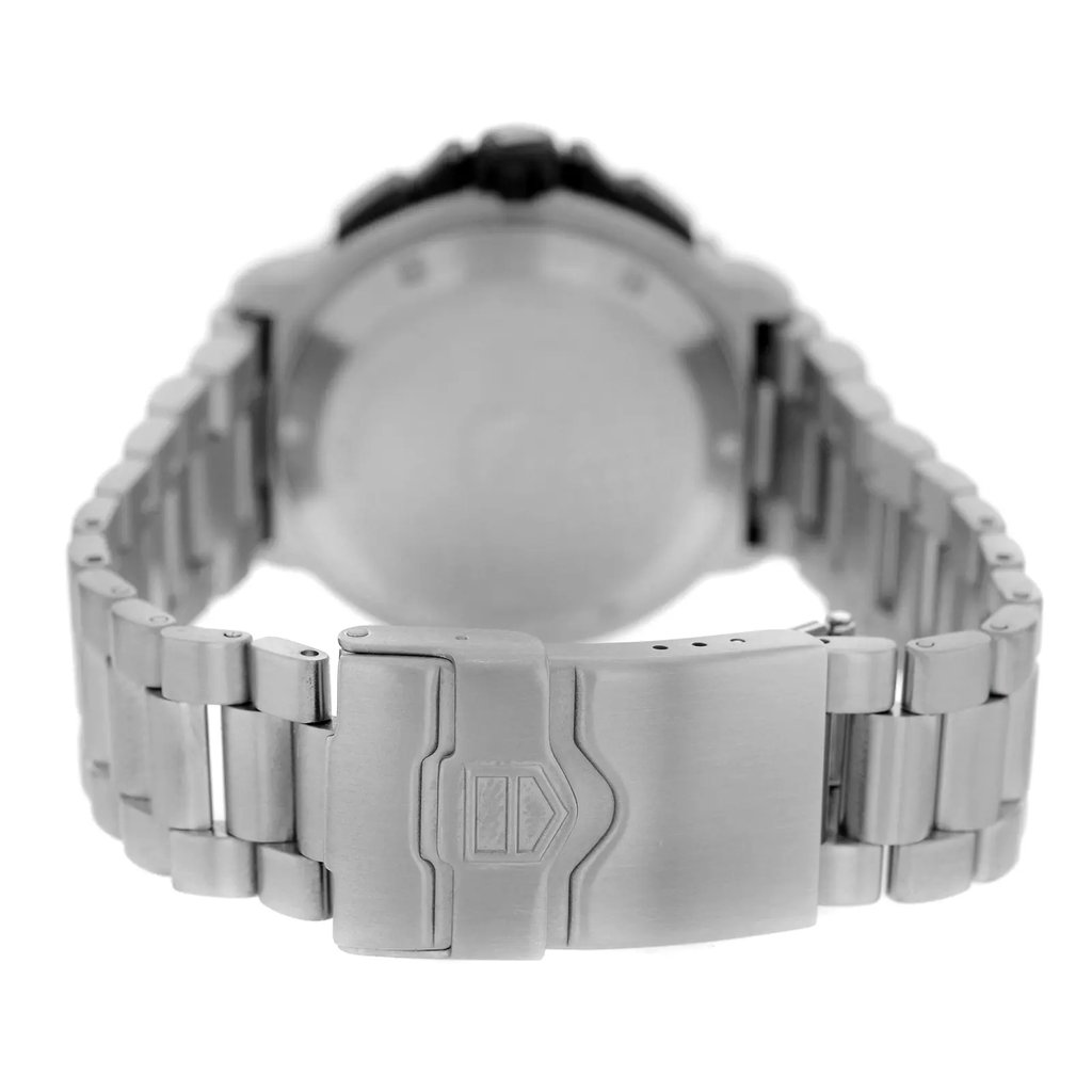 3rd image of TAG Heuer CAH1112.BA0850 Wristwatch, DisplayModel condition