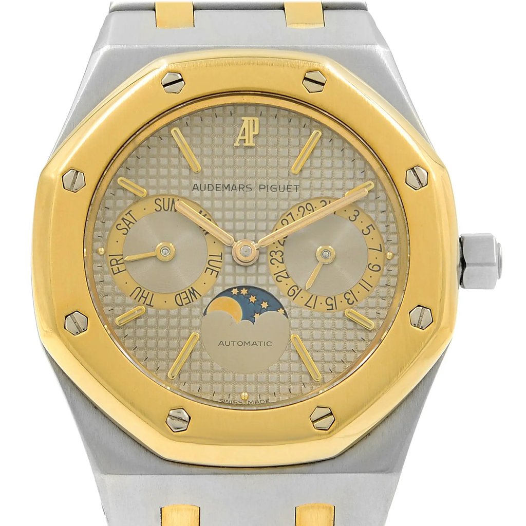 2nd image of Audemars Piguet Audemars Piguet Royal Oak Wristwatch, PreOwned condition