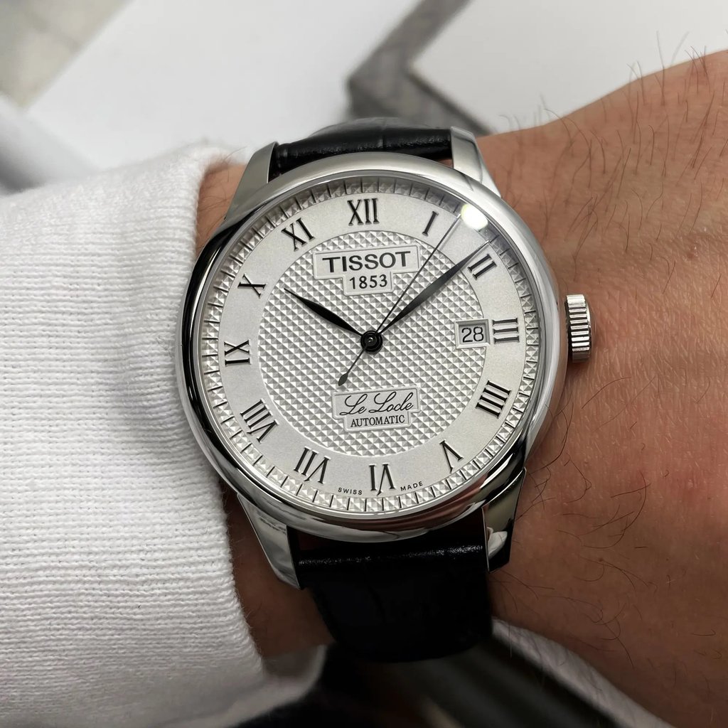 5th image of Tissot Tissot T-Classic Wristwatch, PreOwned condition
