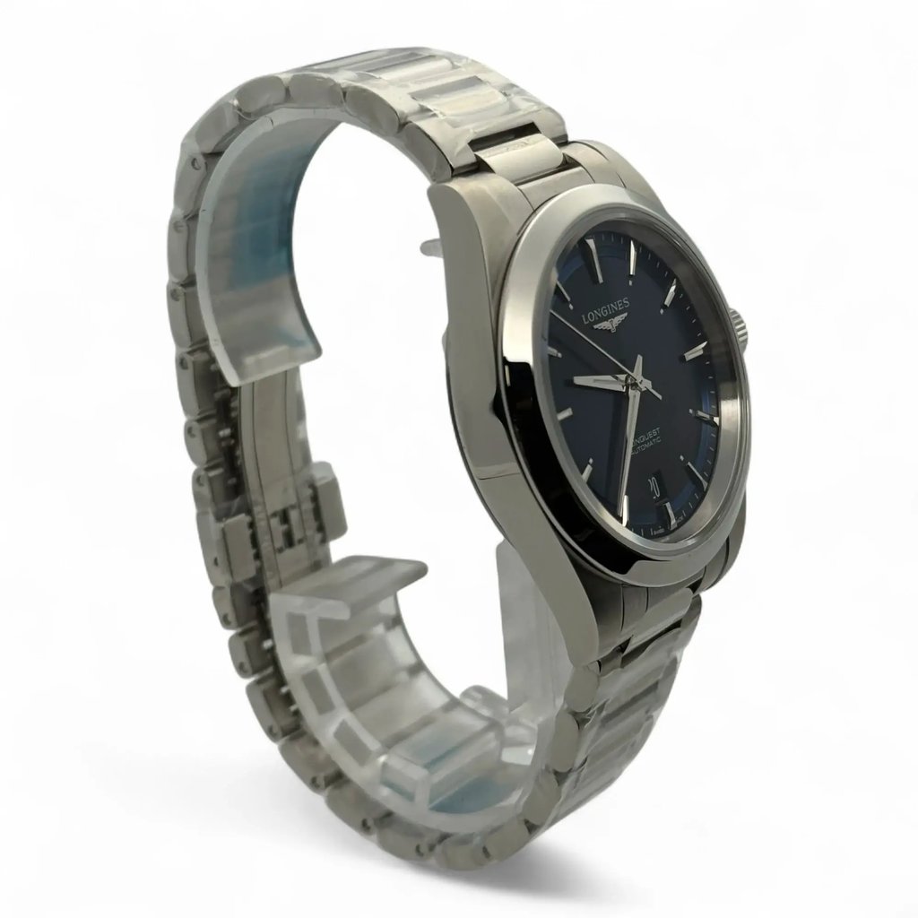 4th image of Longines Conquest Wristwatch, Unworn condition