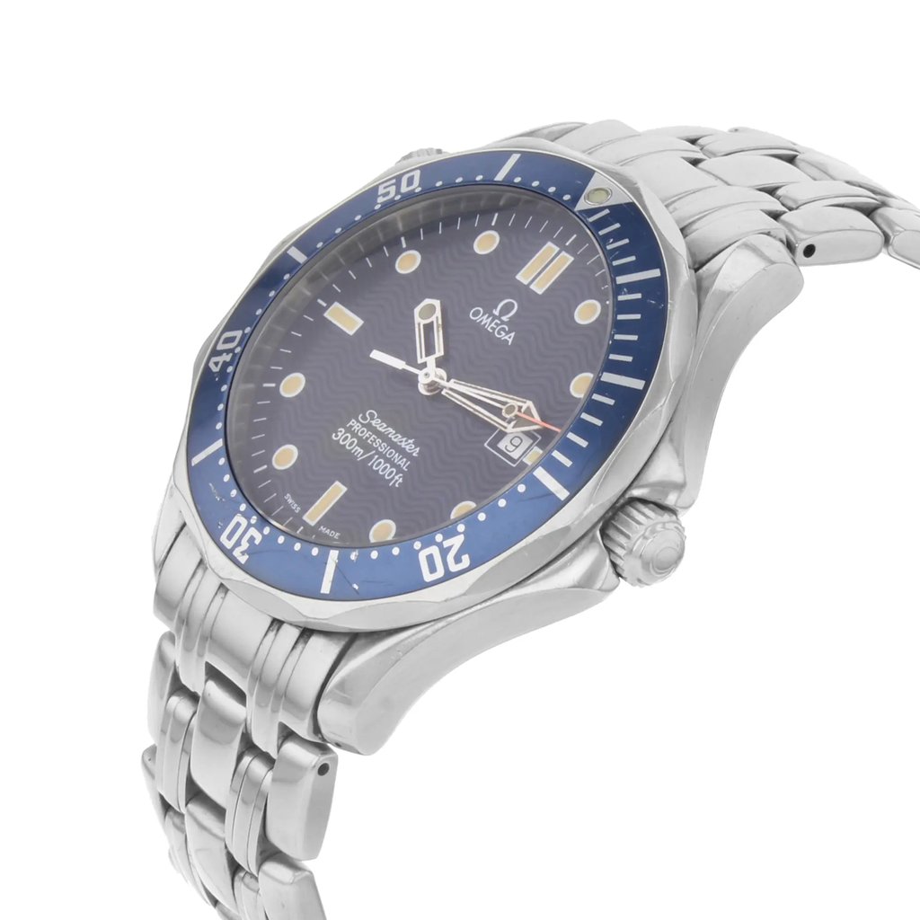 4th image of OMEGA 2541.80.00 Wristwatch, PreOwned condition