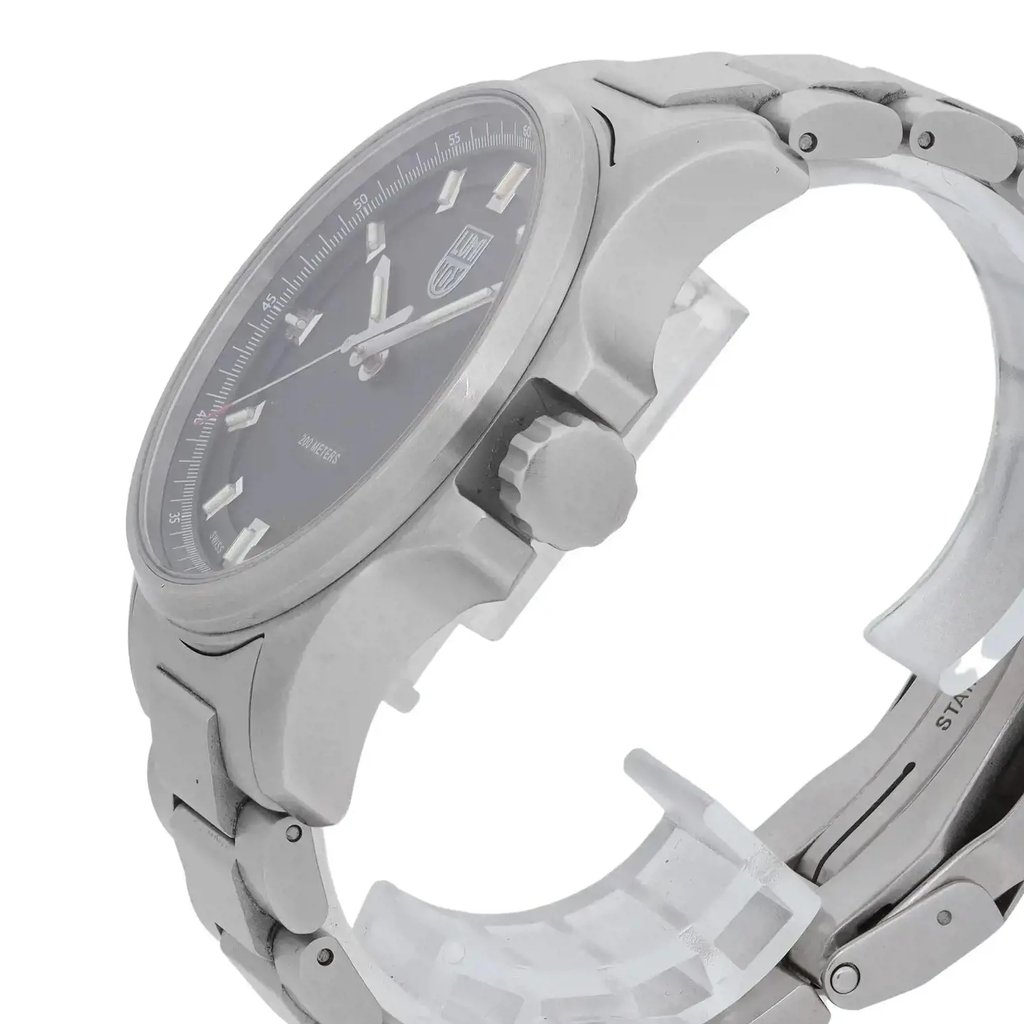 View Of Crown Facing Side Of Luminox XL.1832 Stainless Steel Watch Pre Owned Condition