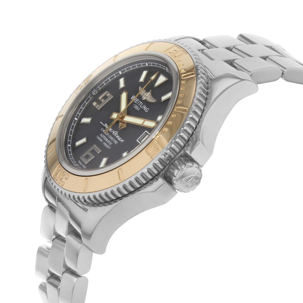 View Of Crown Facing Side Of Breitling C1739112.BA77.163A Stainless Steel Watch Pre Owned Condition