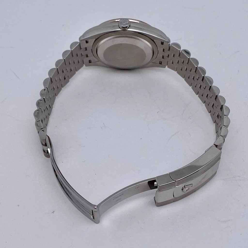 11th image of Rolex Datejust Wristwatch, Unworn condition