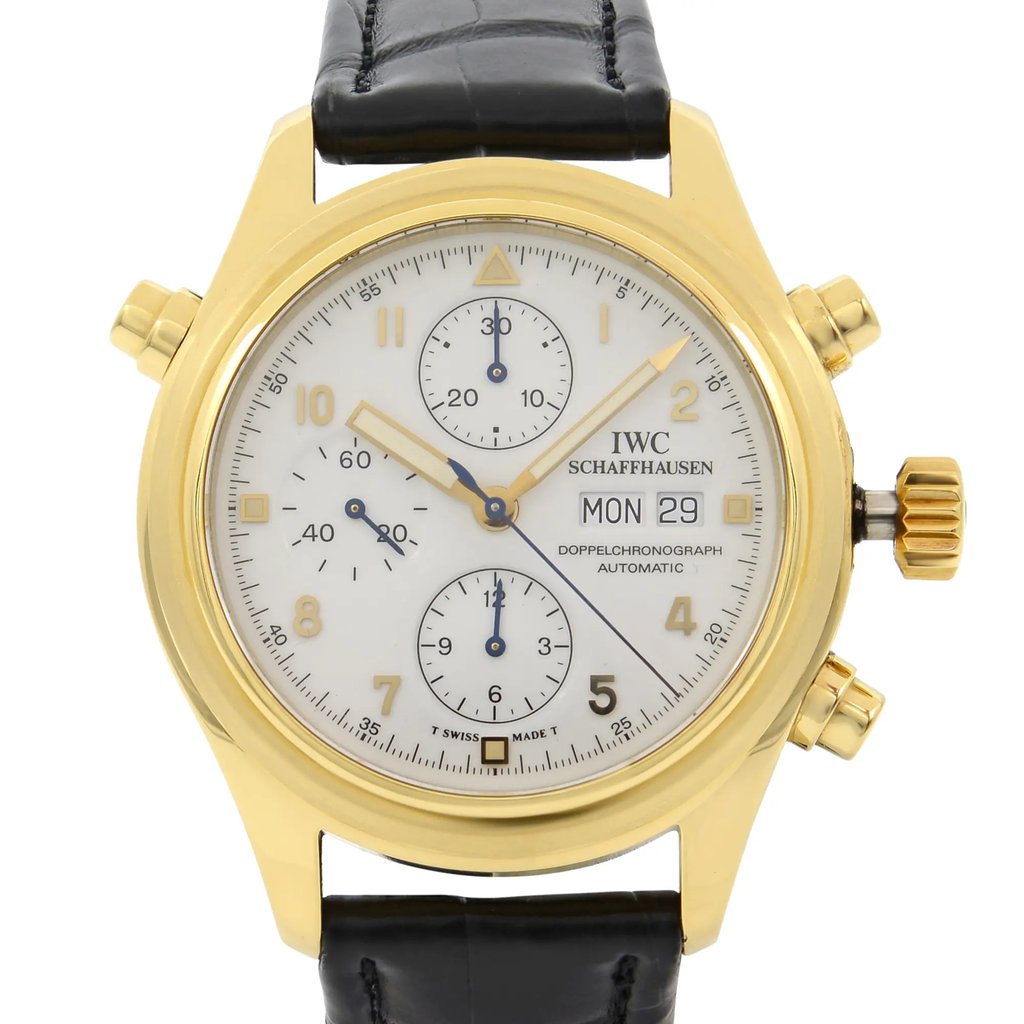 Up Close Front Facing Picture Of IWC IW3711-11 Gold 18kt Watch Pre Owned Condition