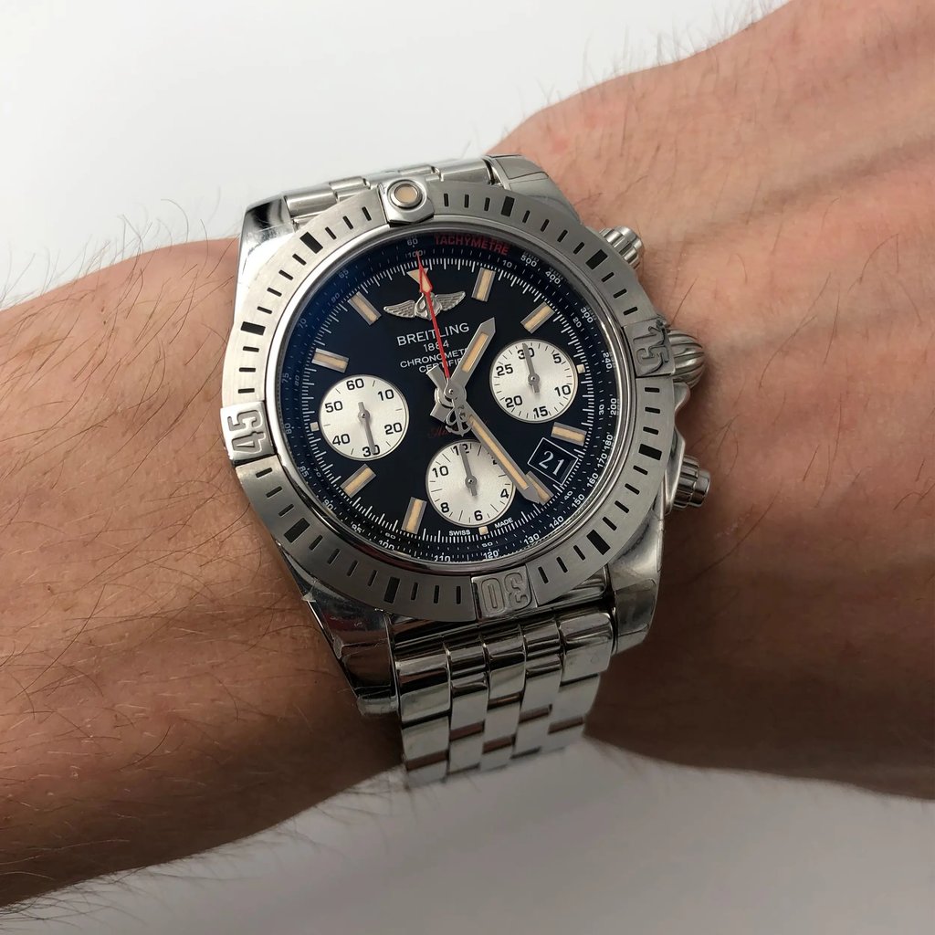 8th image of Breitling AB01442J/BD26-378A Wristwatch, DisplayModel condition