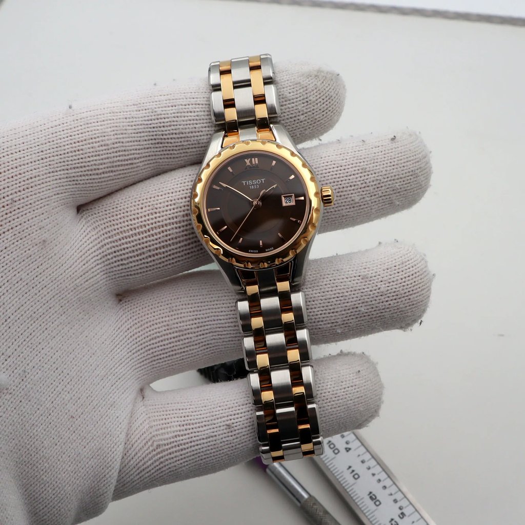 Front Full View Of Tissot T072.010.22.298.00 Stainless Steel Watch Pre Owned Condition {Product Condition}