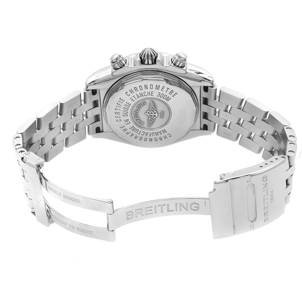 Back View Of {Caseback} Back Case And Open Stainless Steel Band Of Breitling A1335653/A569-375A Watch Pre Owned Condition