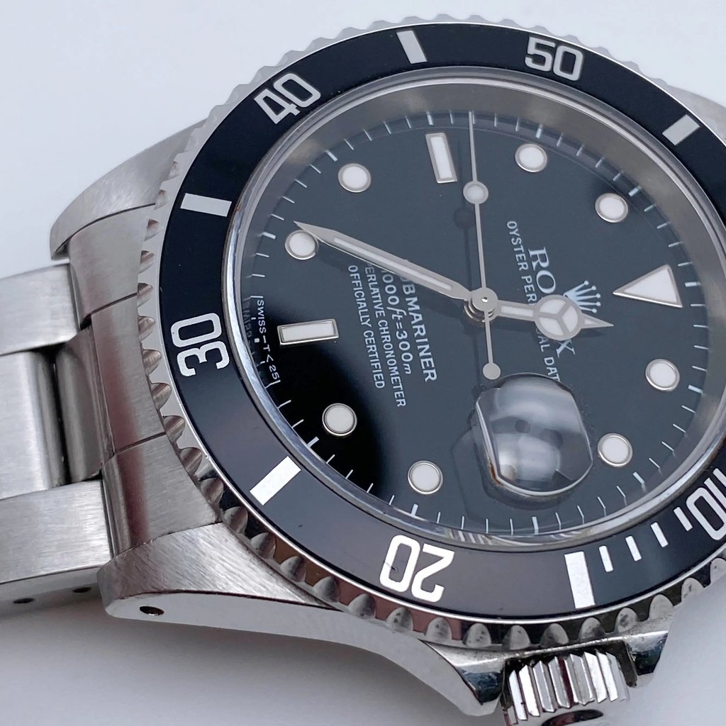 8th image of Rolex Rolex Submariner 16610 Wristwatch, PreOwned condition