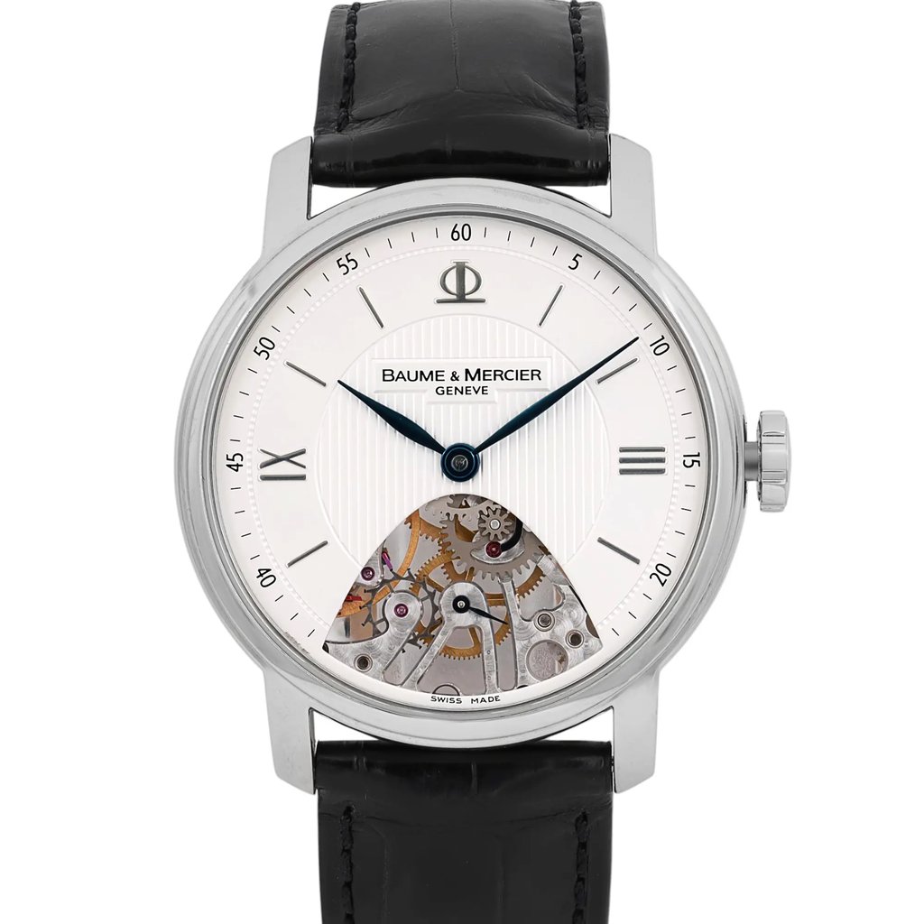 Up Close Front Facing Picture Of Baume & Mercier 8786 Stainless Steel Watch Pre Owned Condition