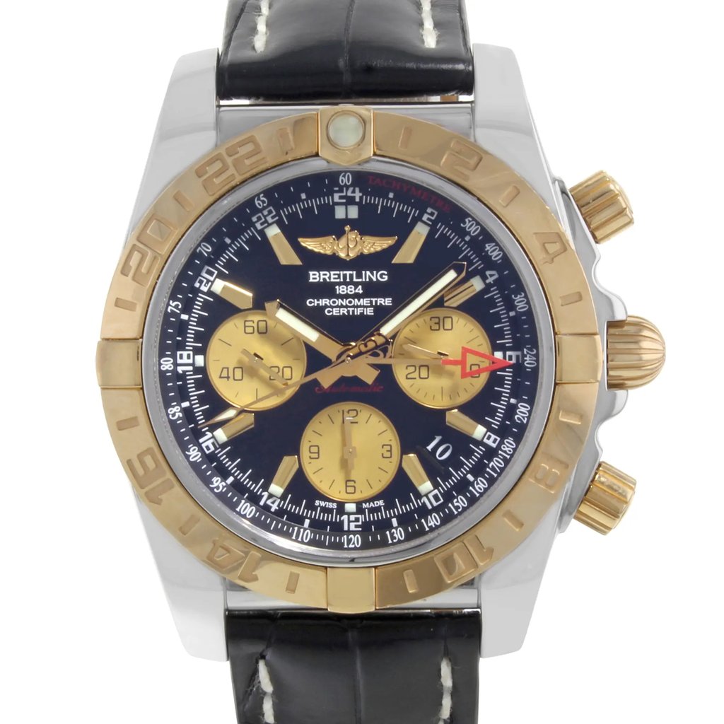 Up Close Front Facing Picture Of Breitling CB042012/BB86-743P Stainless Steel Watch Pre Owned Condition