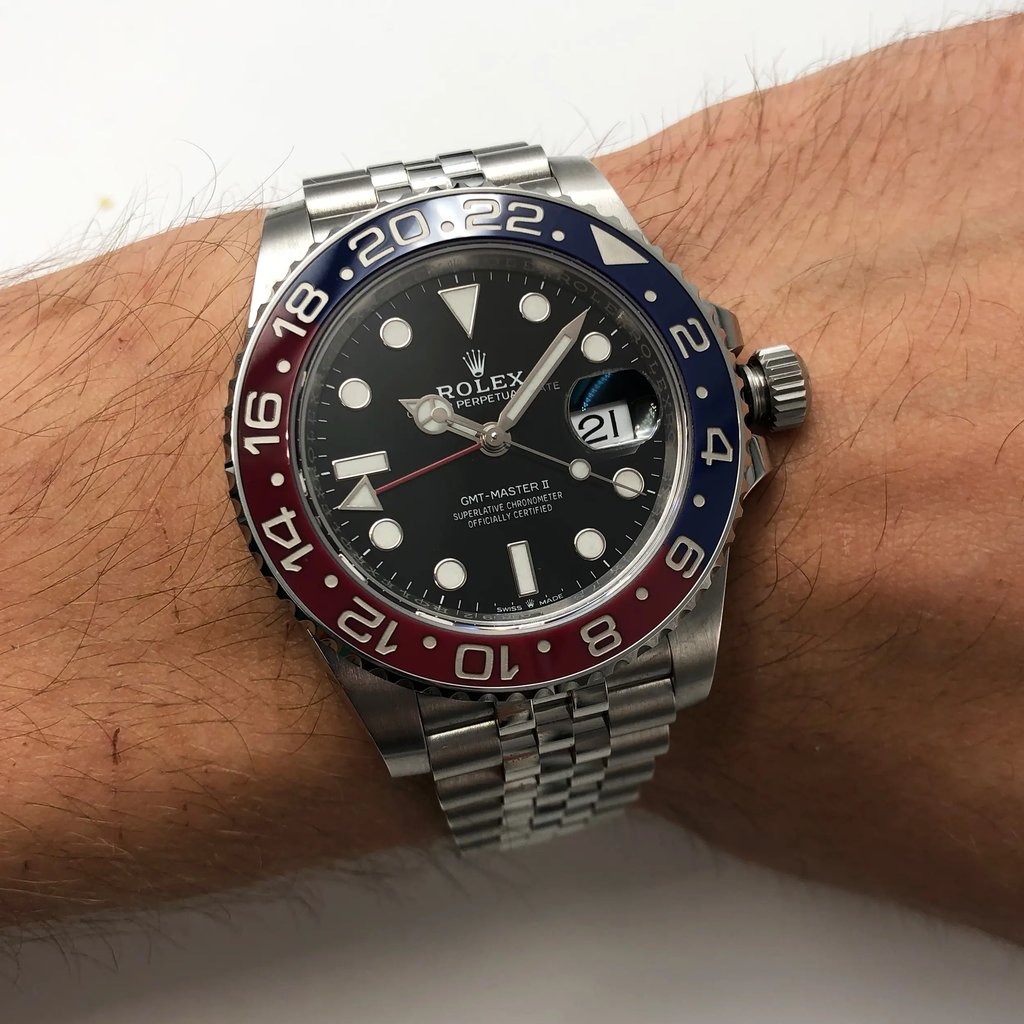 8th image of Rolex 126710 BKSJ Wristwatch, DisplayModel condition