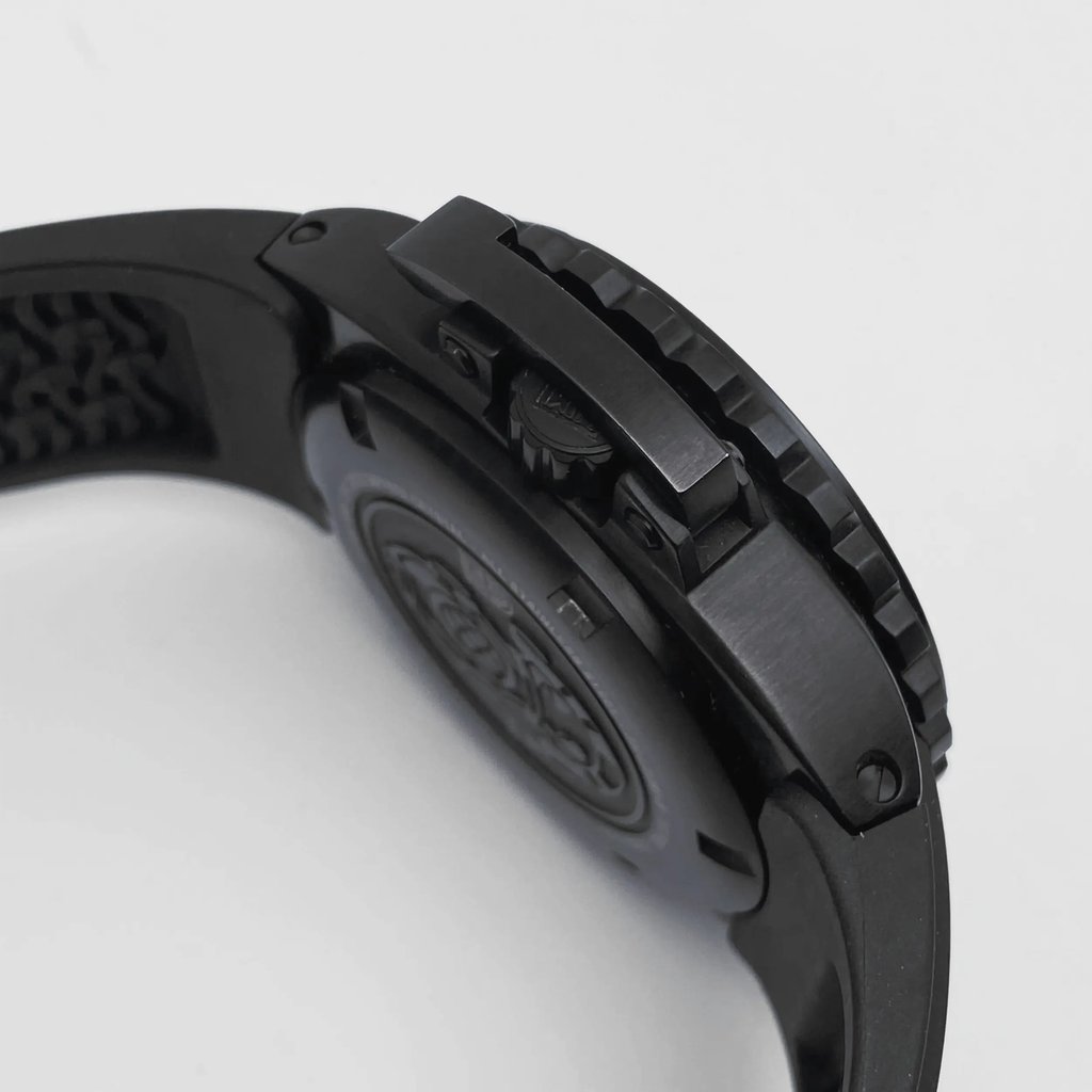 View Of Opposite Crown Facing Side Of Luminox XS.1509 Stainless Steel Watch Pre Owned Condition