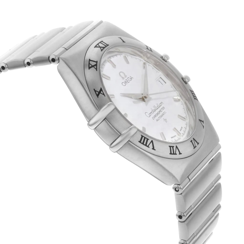 3rd image of OMEGA 1506.02 Wristwatch, PreOwned condition