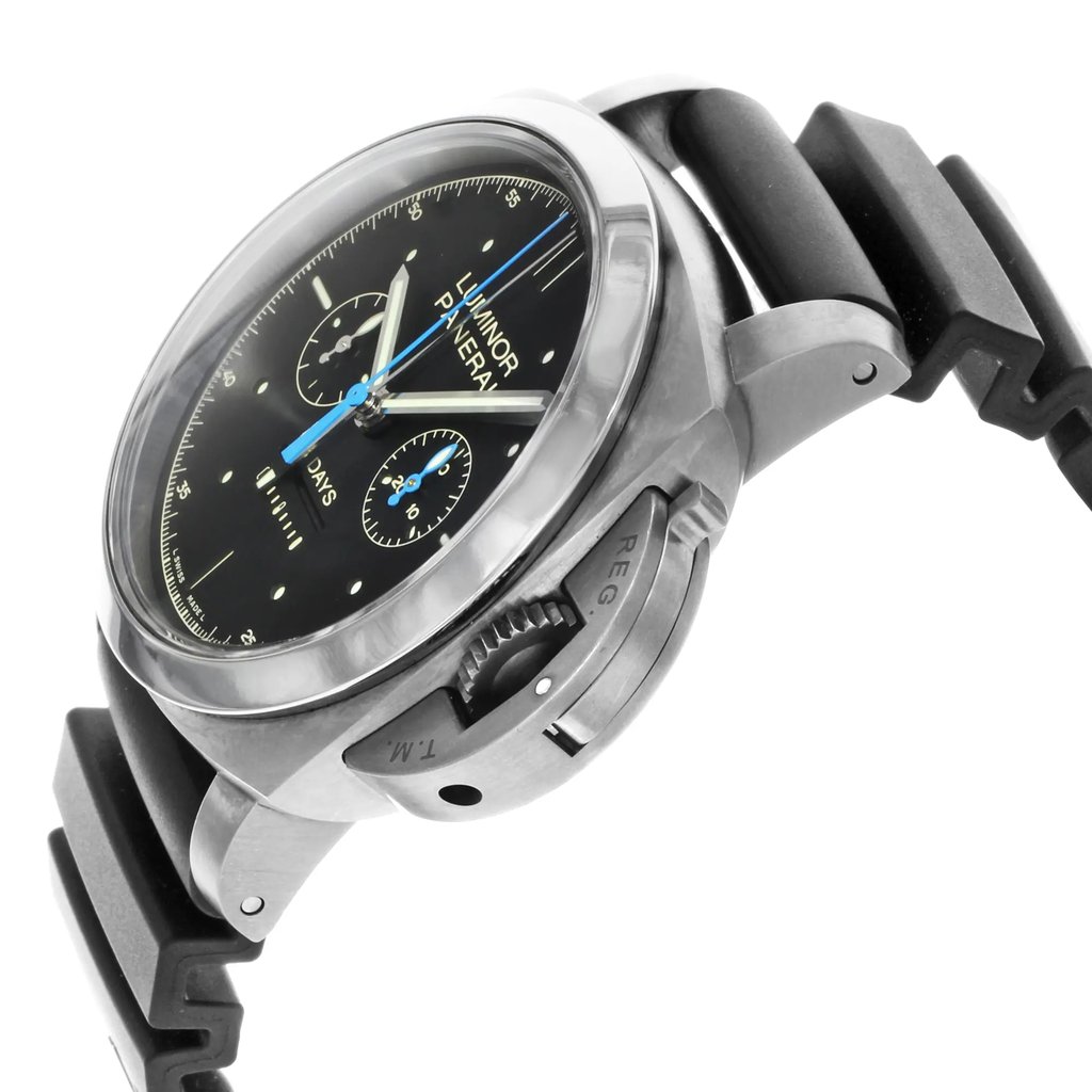 3rd image of Panerai PAM00530 Wristwatch, PreOwned condition