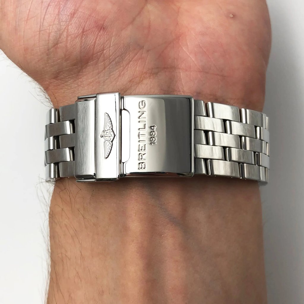 Back View Of {Caseback} Back Case And Closed Stainless Steel Band Of Breitling WB3510U4/BD94-375A Watch Pre Owned Condition