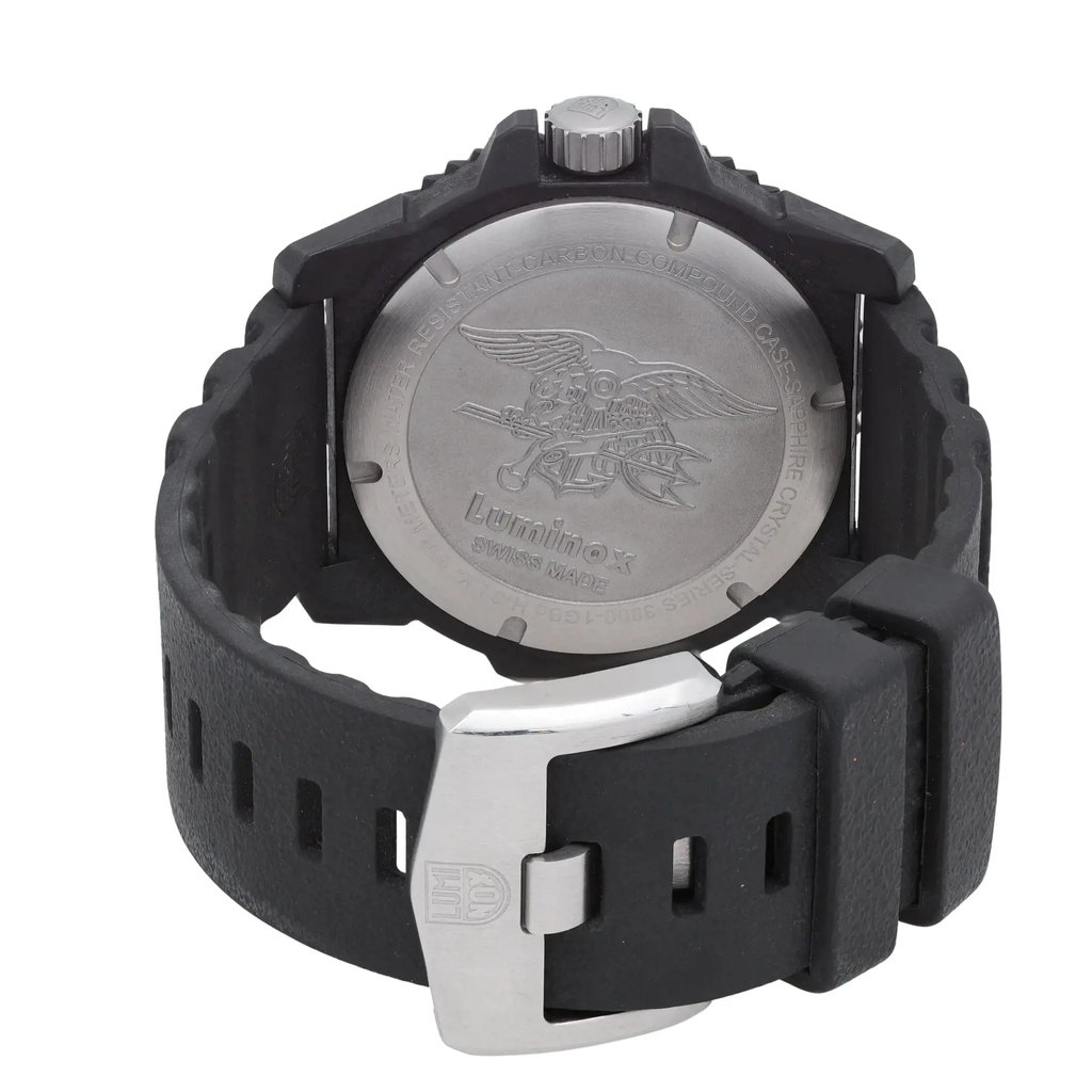 Back View Of Solid Back Case And Closed Rubber Band Of Luminox XS.3813.L Watch Pre Owned Condition
