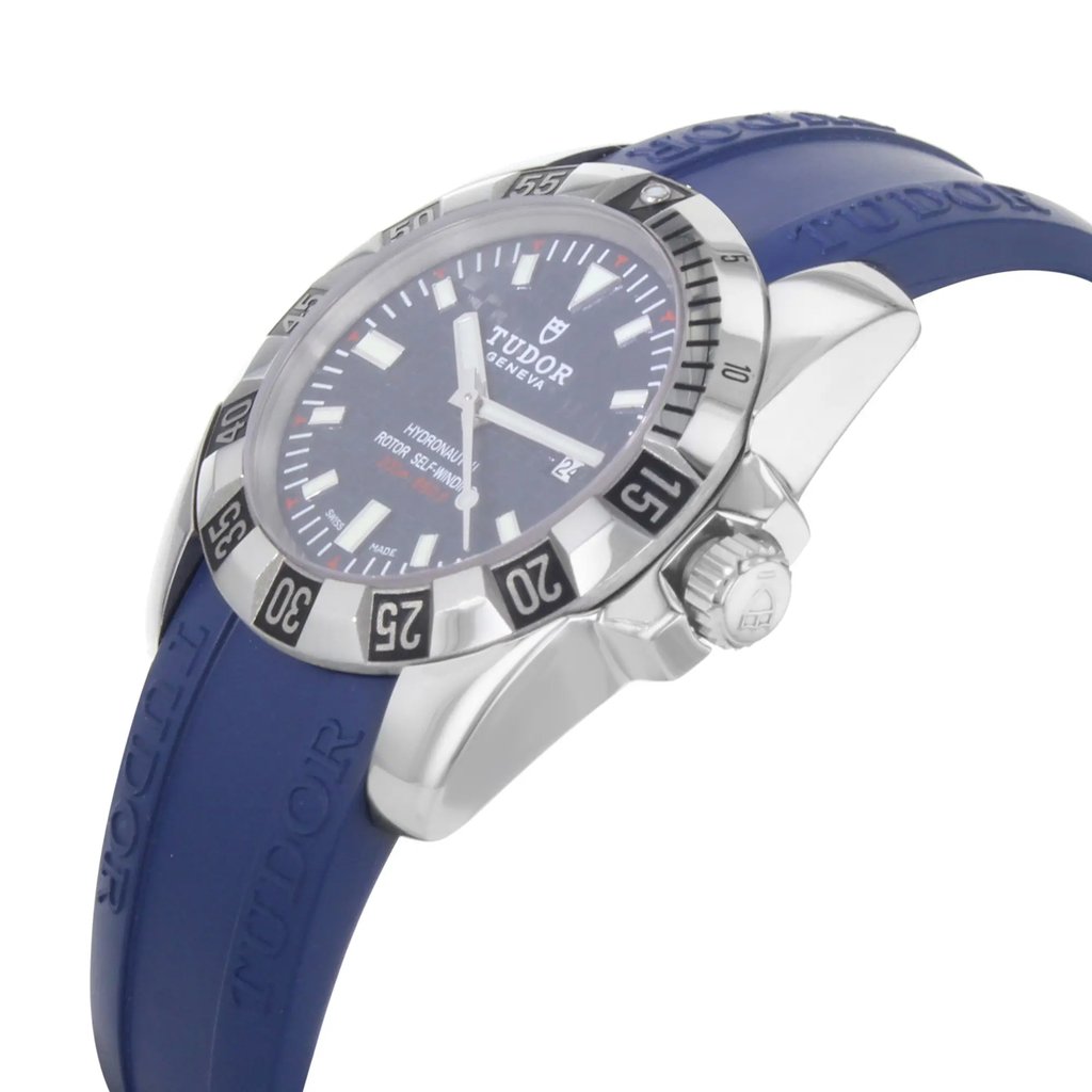 3rd image of TUDOR 24030 Wristwatch, PreOwned condition
